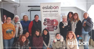 Asistentes desayuno entre mujeres